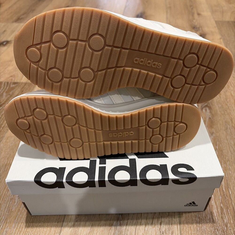 adidas Run 70s 2.0 Women’s Sneakers Cream White Pink Gum NEW size 7 - Picture 10 of 13